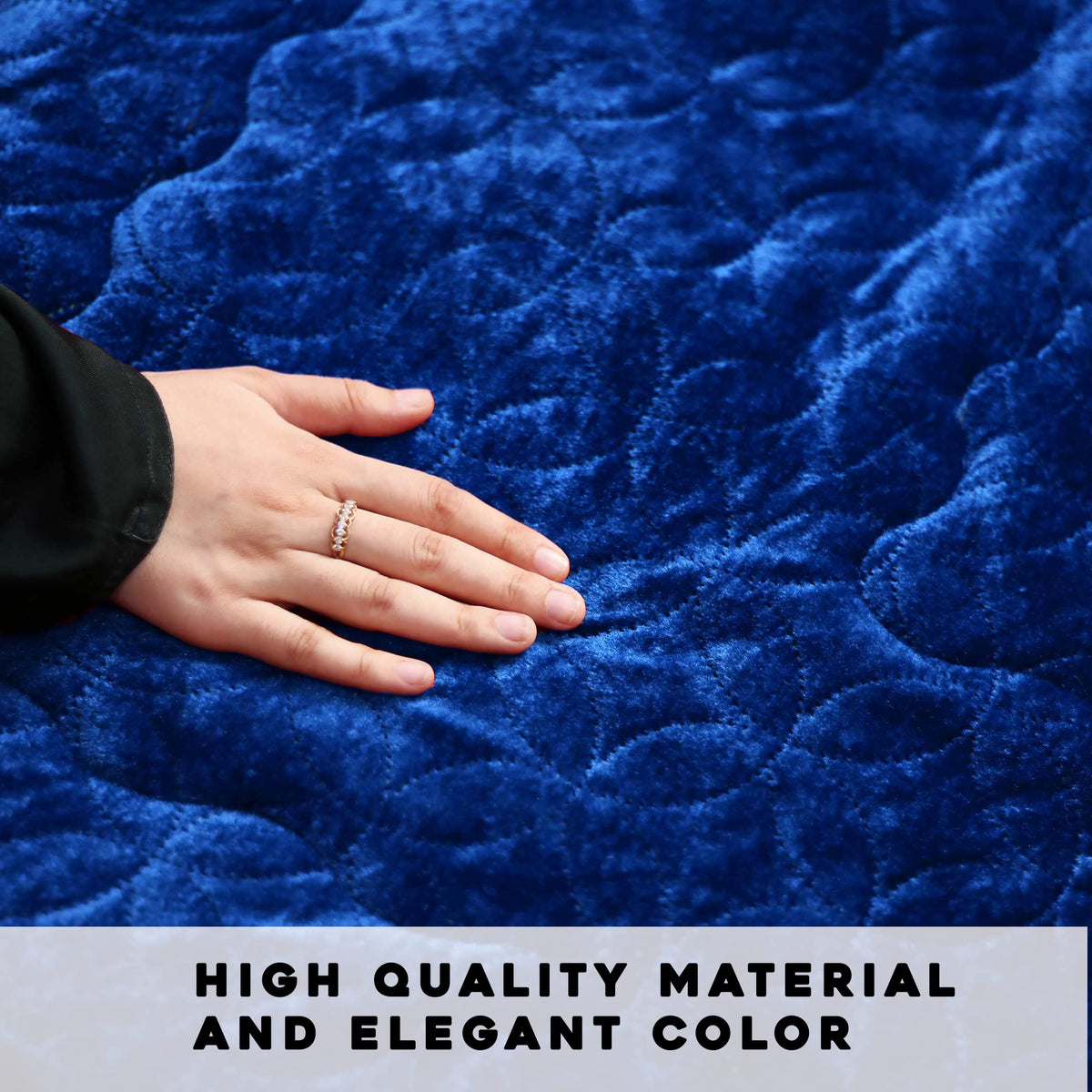 Luxury Crushed Velvet Prayer Rug