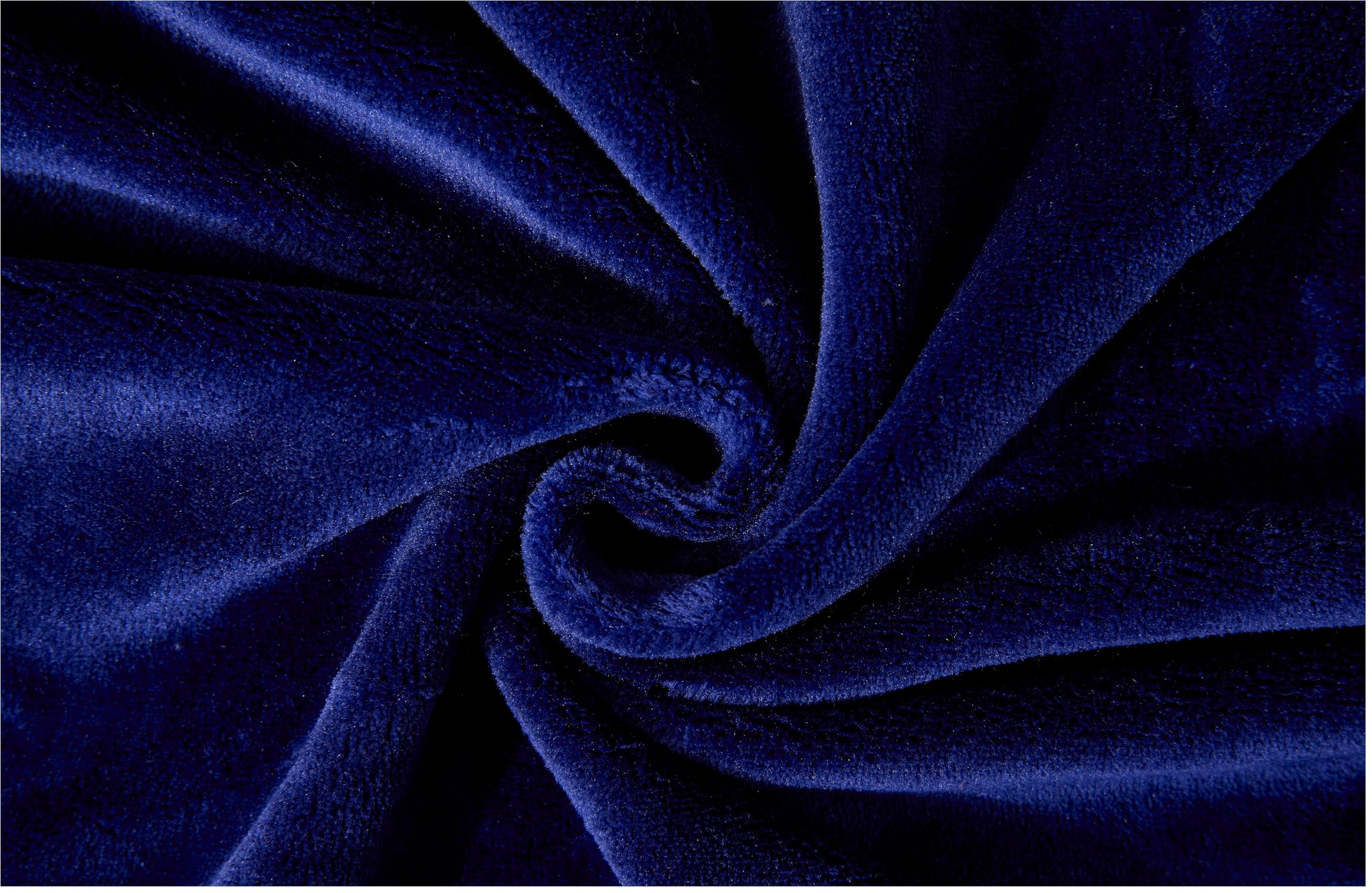 Luxury Mink Fleece Throw Blanket – Soft & Cosy