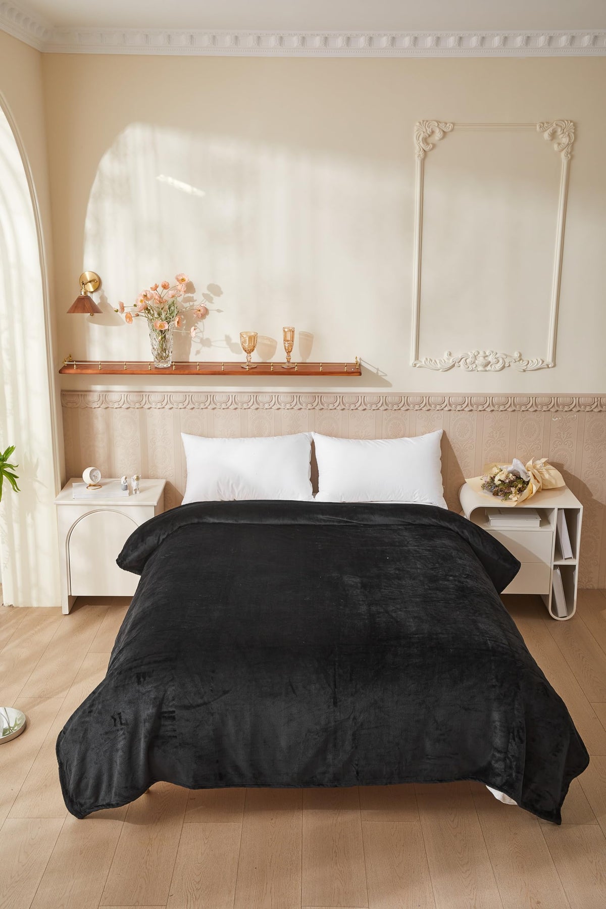 Luxury Mink Fleece Throw Blanket – Soft & Cosy