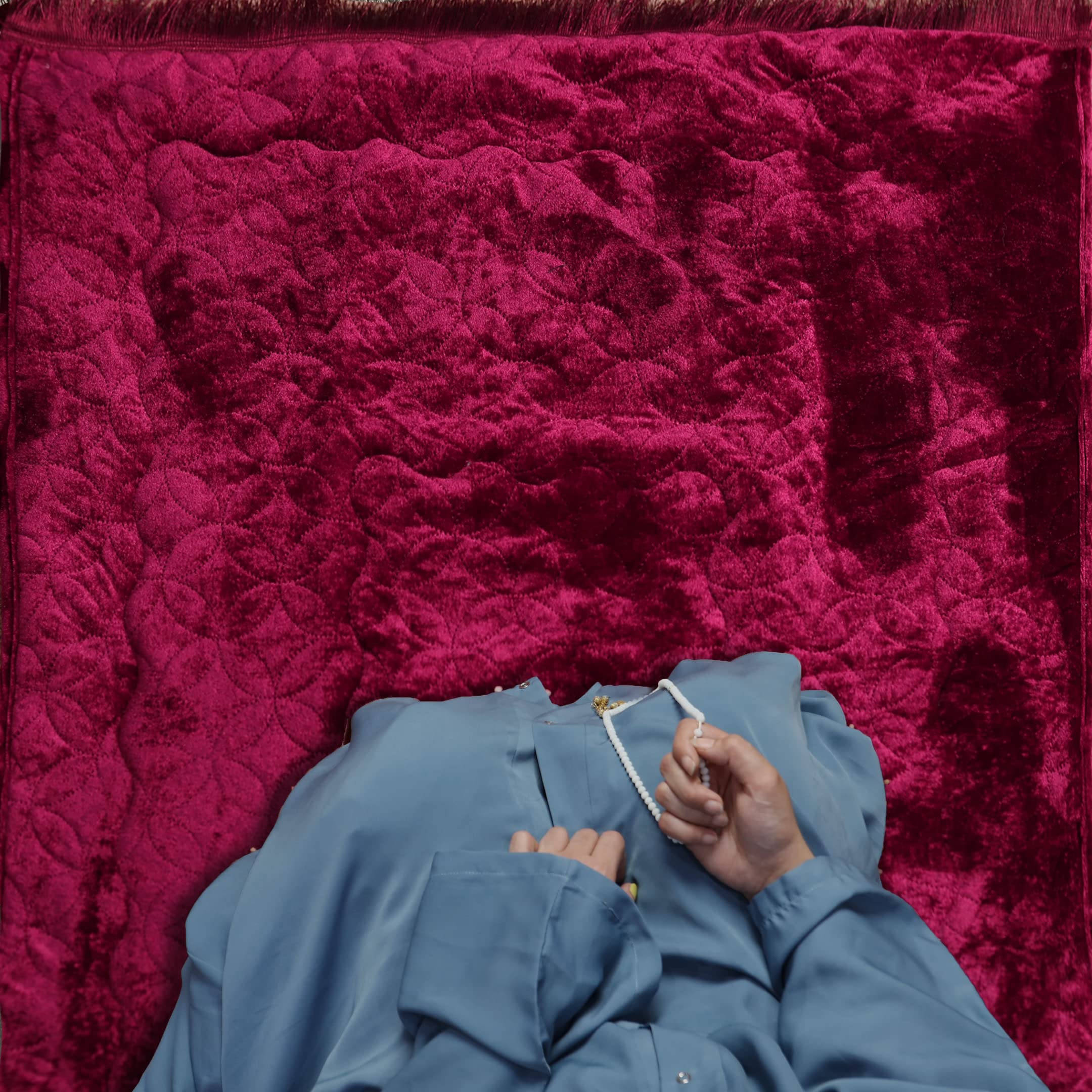 Luxury Crushed Velvet Prayer Rug