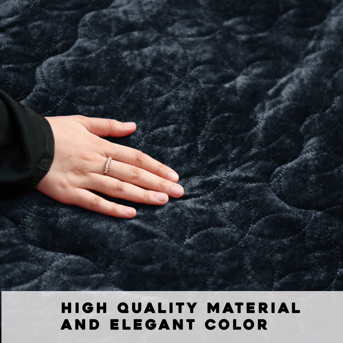 Luxury Crushed Velvet Prayer Rug