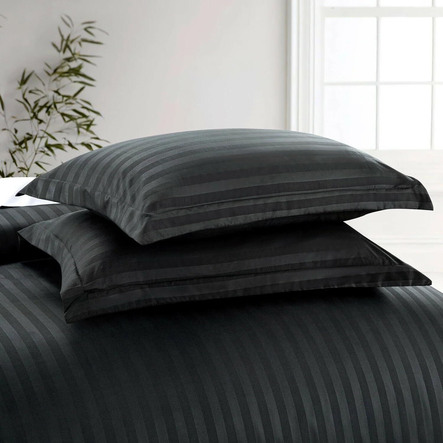 Opulent Living Duvet Cover Set With Pillowcases, Soft Egyptian Cotton Microfiber Bedding Set, Striped Quilt Cover Set, Breathable Easy Care Bedding