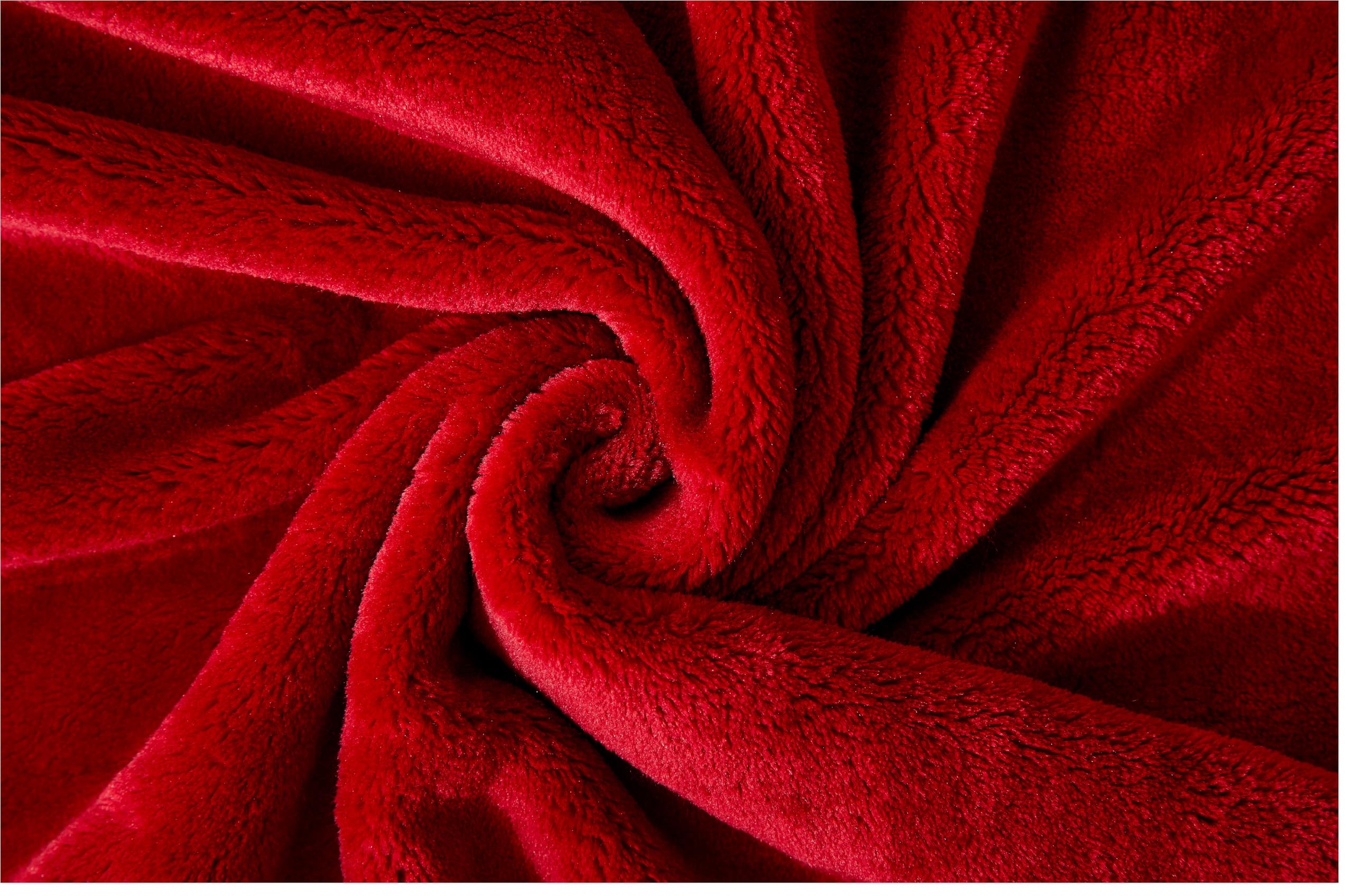 Luxury Mink Fleece Throw Blanket – Soft & Cosy