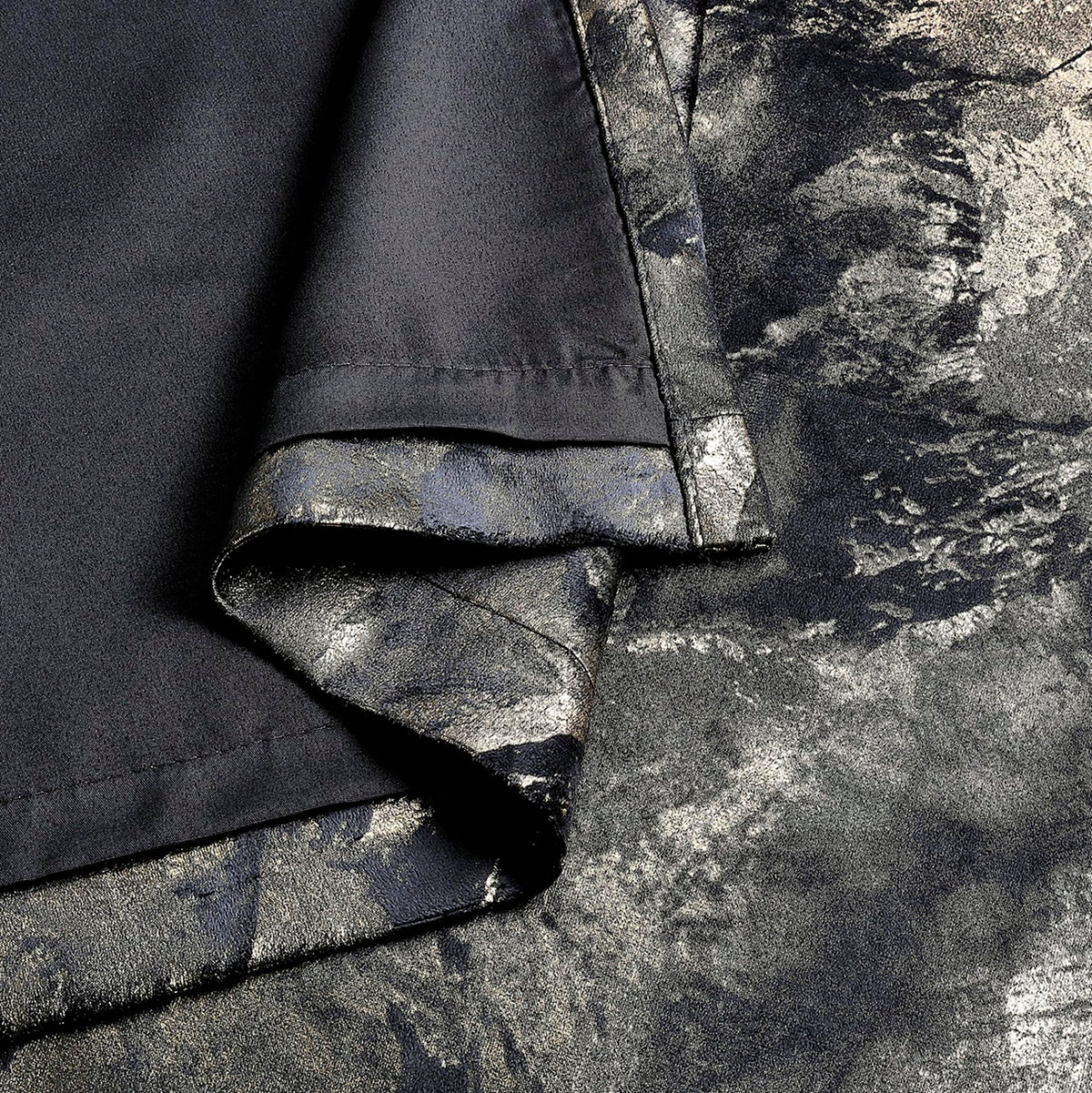 Luxury Metallic Marble Velvet Curtains – Pair