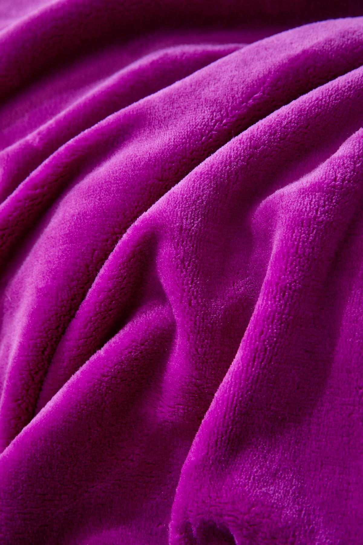 Luxury Mink Fleece Throw Blanket – Soft & Cosy